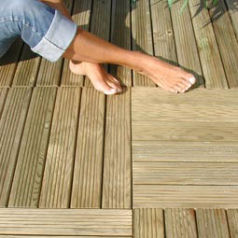 Caillebotis Pin traite 100 100